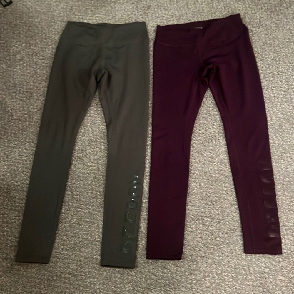 Women Reebok leggings. Xs
